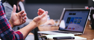 Two people were discussing and understanding with hand actions